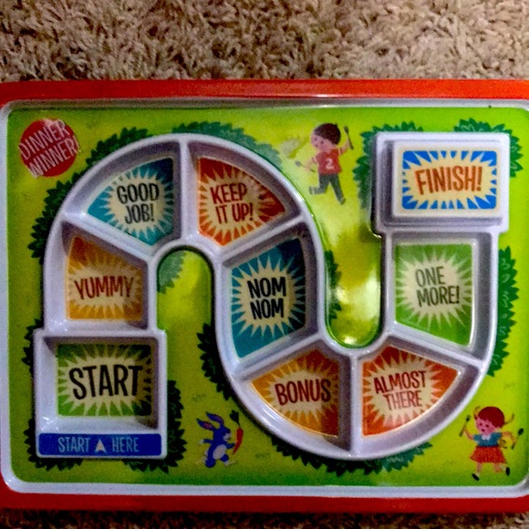 Other - Dreams Friends Dinner winner tray